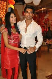 Karan And Jennifer Singh Grover Shooting For Their Last Episode Of Dill Mill Gayye Romantic Photoshoot Jennifer Winget Fashion