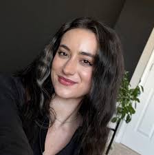 Malika Jakobs in daoine