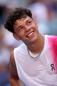 How did Ben Shelton's monster serve cause chaos