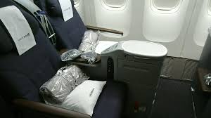 It's so much easier for me on the 777 as business class crew, said laura. Does Flying Backward On United Make It Better I Still Don T Know Modhop Com