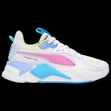 Nov 26, 2019 · these stylish pumas are as casual and comfortable as a golf shoe gets. Puma Shoes Foot Locker
