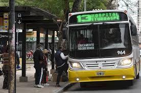 Asaltaron a dos choferes de colectivo en la plata con 20 minutos de diferencia: Ciudad Sigue El Paro De Colectivos El Litoral Noticias Santa Fe Argentina Ellitoral Com