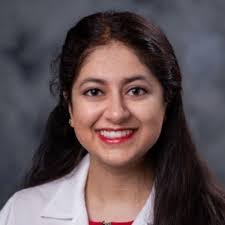 Heather Carreon's Instagram, Twitter & Facebook