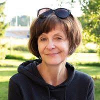 Ema võtab kassi by Eva Roos