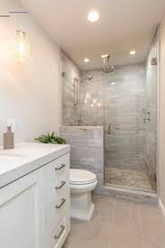 Modern Rustic Irvine K Smith Interiors Smallbathroomremodel In 2020 Kleine Badezimmer Badezimmer Klein Badezimmer Umgestalten