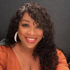 Amazon.com : Sewing Machine Sign Gift Farmhouse You're Sew Special Wooden  Hanging Sign Plaque Modern Wall Art Decor for Home Office Decoration 10 x 8  Inches : Home & Kitchen