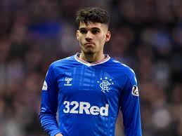 Ianis hagi plays for ladbrokes premiership team rangers and the romania national team in pro evolution soccer 2021. Ianis Hagi Un Fenomen In Scotia Romanul Este Printre Cei Mai Bine Platiti Fotbalisti Din Campionat Cat Incaseaza Saptamanal