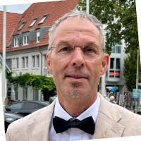 500+ "Neff" profiles