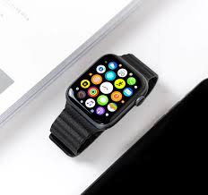 Take an ecg anytime, anywhere. Apple Watch Series 6 Should You Buy One Esquire Middle East