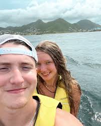 Carter Abram (@itzquoorter) • Instagram photos and videos