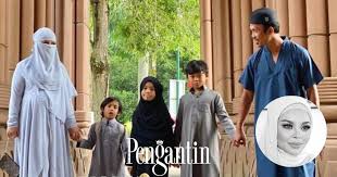 Pelawak shuib sepahtu akui pernah memberi nasihat kepada isterinya, siti sarah supaya tidak terlalu menayangkan aksi kemesraan mereka di. Sgg0euivtysaqm