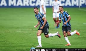 Grêmio tem semana importante para definir titulares para as finais da copa do brasil. Eficiente Gremio Vence Fluminense Em Estreia No Brasileiro Jornal De Brasilia