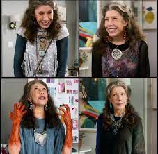Lily Tomlin Is Amazing In Grace And Frankie And Where Do I Find This Jewelry Frankie Clothing Fashion Clothes