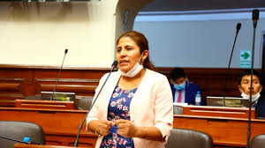 Entre castillo, de perú libre, y fujimori, de fuerza popular, se elegirá al presidente que reemplazará al interino francisco sagasti el próximo 28 de julio, bicentenario de la independencia de la nación suramericana. Congresista Apaza Para Postular A Presidente Debe Ser Hijo De Padre Y Madre De Origen Peruano Radio Onda Azul