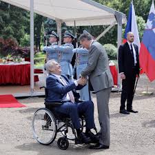 See full list on en.wikipedia.org Milos Zeman Prezident Ceske Republiky Fotos Facebook