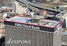 In cincinnati, ohio, there are 60 fifth third bank branches, click on the desired office for detailed information, hours, location and phones. Top Floors From The Carew Tower Observation Deck Fifth Third Center Cincinnati Image 314876 Images Emporis