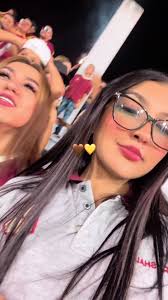 Alexandra Varon (@alexandravaron)