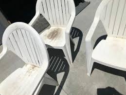How To Repaint Plastic Chairs To Give Your Patio A Whole New Look Patio Chairs Diy Plastic Chair Chair