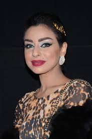 .فهناك عبد المحسن النمر و هند البلوشي و شجون وغيرهم. Ø§Ù„Ù…Ù…Ø«Ù„Ø© Ù‡Ù†Ø¯ Ø§Ù„Ø¨Ù„ÙˆØ´ÙŠ ØªÙ†Ø¬Ø² Ù…Ø¬Ù…ÙˆØ¹ØªÙ‡Ø§ Ø§Ù„Ù‚ØµØµÙŠØ© Ø§Ù„Ø£ÙˆÙ„Ù‰ ØµØ­ÙŠÙØ© Ø§Ù„ÙˆØ·Ù†