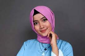 Pembelian hari ini free peniti kecil+pentul cocok banget buat kamu yg suka. Baju Biru Muda Cocok Dengan Jilbab Warna Apa Gambar