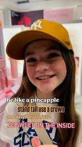 Esses são os personagens que criamos para fazer parte das aulas dos seu  filhos: Becky, Peter e Mike! 👧🏼🐶👦🏻 Qual é o preferido do seu filho?  Conta pra gente aqui nos comentários! 👇🏻