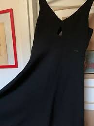 Vestito drappeggiato con stampa a pois. Ù‡ÙˆÙ†Ø¬ ÙƒÙˆÙ†Ø¬ Ø§Ù„Ø¨ÙŠØª Ø§Ù„Ø£Ø®Ø¶Ø± Ø³Ù†ÙŠØ²ÙŠ Abito Elegante Guess Natural Soap Directory Org
