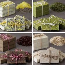 Die seife wurde nach meinem lieblingsrezept mit der zugabe von lanolin gesiedet. 10 Selbst Gemachte Seifen Tutorials Rezepte Und Ideen Die Sie Selbst Machen Konnen Diy Deko Garten