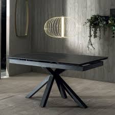 Sobre, élégante et tendance, la table en céramique quadra apportera une touche moderne à votre. Table A Manger De Design En Ceramique Et Metal Extensible