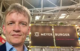 Steven Beardsley (@sjbeardsley)