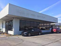 Here, you will have the opportunity to work with a team of professionals who will make it easy for you not. 1608 S Gloster St Tupelo Ms 38801 Loopnet Com