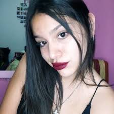 Abril Ramirez (@abruuramirezz)