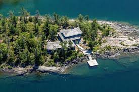 For Sale: 10710 Wood Bay Heights Road, Halfmoon Bay, British Columbia  V7Z1B8 - R2875615 | Realtor.Ca