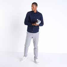 2 poches cuisses à soufflet avec rabat fermeture velcro. Pantalon Chino 4 Poches Gris Fonce Homme Bonobo
