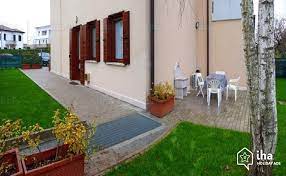 Scopri subito migliaia di annunci di immobili di privati, agenzie e costruttori e trova la tua futura casa su subito.it Appartamento In Affitto In Una Casa A Treviso Iha 51381