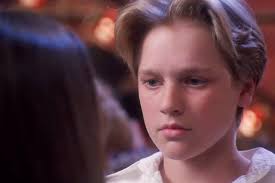 Devon Sawa dans le rôle de Casper (1995) : r/nostalgia