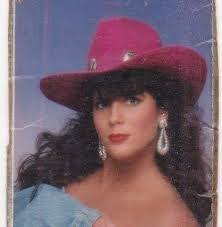 Elizabeth Langille's Instagram, Twitter & Facebook