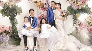 Fusco memberitahuku mereka terjemahan dari keluarga angkat di bahasa inggris. Punya Anak Angkat 6 Artis Ini Anggap Layaknya Anak Kandung News Entertainment Fimela Com