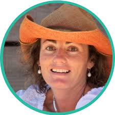 Maggie Mckellar's Instagram, Twitter & Facebook