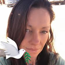 I always dread egg salad at restaurants, so I stick to homemade. I tried a  new method from a chef's video, and it turned out amazing 🥰 She used her  secret ingredient,