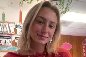 Teacher Takes Students to Father-Daughter Dance After Their Dad's Death