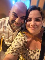 Bliver nødt til at udbasunere det: Jeg har den DEJLIGSTE skønne kæreste!!  ELSKER DIG Kim Wegener