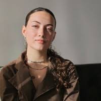 100+ perfiles de «Berná»