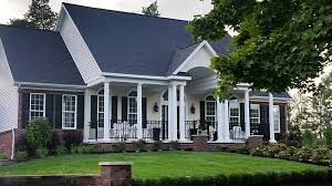 One story ranch house plans. Symmetrical One Story House Plan