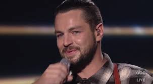 The young singer impressed the judges with his rocker rasp. Chayce Beckham Gets Emotional With Original Song Dedicated To His Mamma On American Idol Music Mayhem Magazine