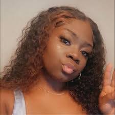 Anne Brumfield's Instagram, Twitter & Facebook