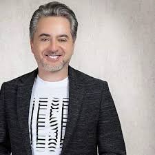 مروان خوري جديد الاغاني العد العكسي راجعين حبي الاناني ناطر كل القصايد بعشق روحك انت ومعي قصر الشوق حبي الاناني احساس جديد. Marwan Khoury Lovers For Ever Marwankhourytv Twitter