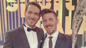 The two boys were good friends, but in the ski races they are aggressive competitors. Felix Neureuther Ruhrt Marcel Hirscher Mit Emotionaler Rede Bei Gala In Wien Eurosport