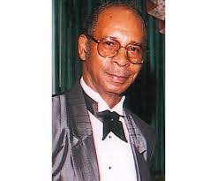 Wade Wilkes's Instagram, Twitter & Facebook