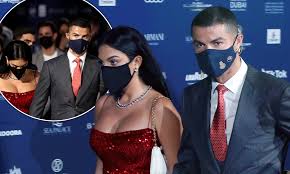 Home georgina rodriguez 85+ hot pictures of georgina rodriguez are too damn appealing. Cristiano Ronaldo And His Girlfriend Georgina Rodriguez Attend The Soccer Awards In Dubai Daily Mail Online