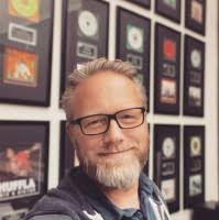 50+ "Thomas Wallen" profiles